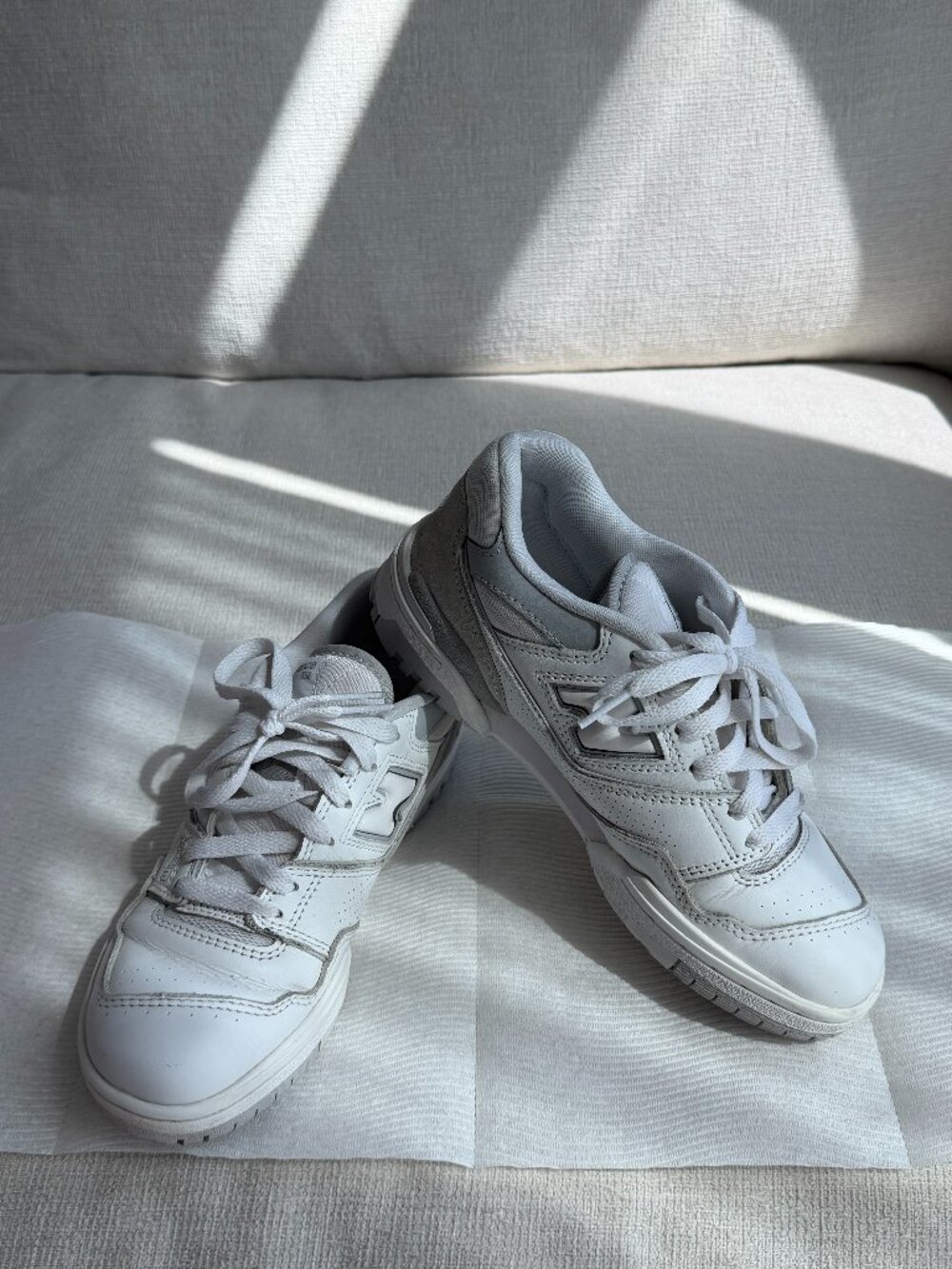 New Balance Women's 550 Running Sneakers size 6.5
